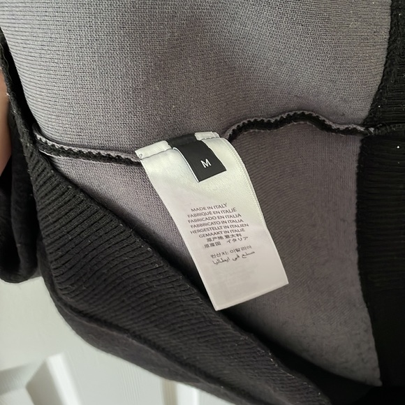 SUPER RARE TESLA sweater - Picture 3 of 7